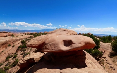 Devil's Garden Trail