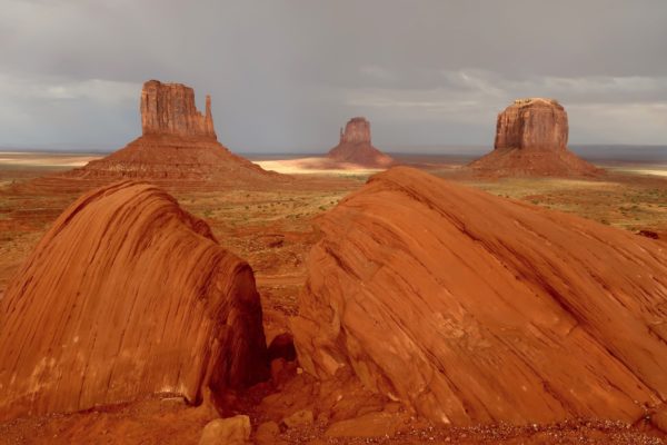 Monument Valley 