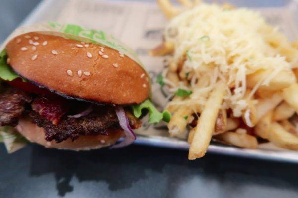 Burger Super Duper