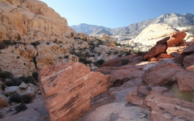 Calico Tanks Trail