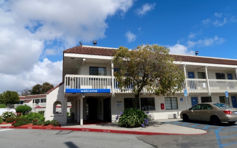 Motel 6 Salinas