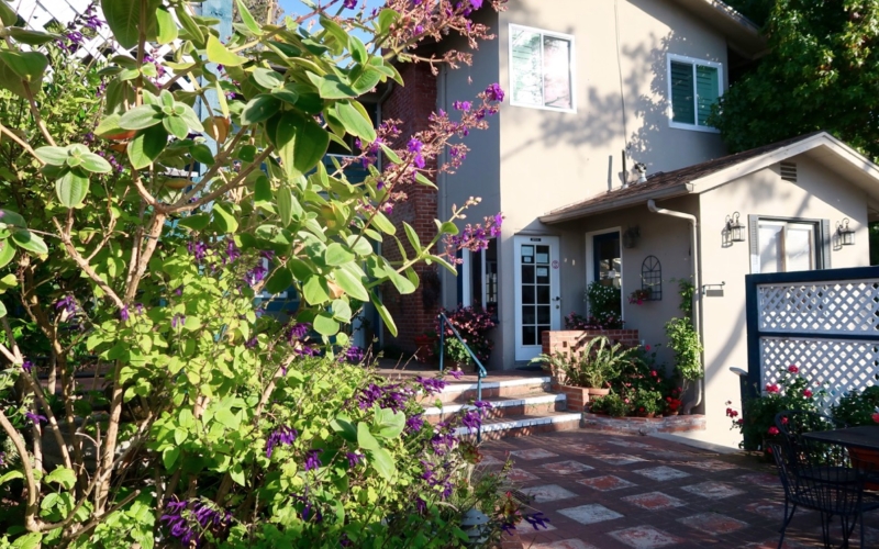 Wayfarer Inn