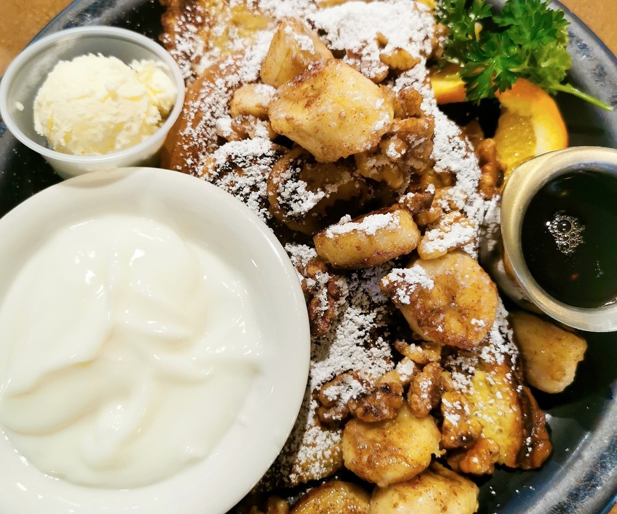 Walnut Avenue Café