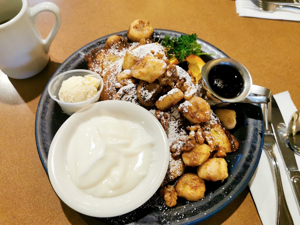 Walnut Avenue Café