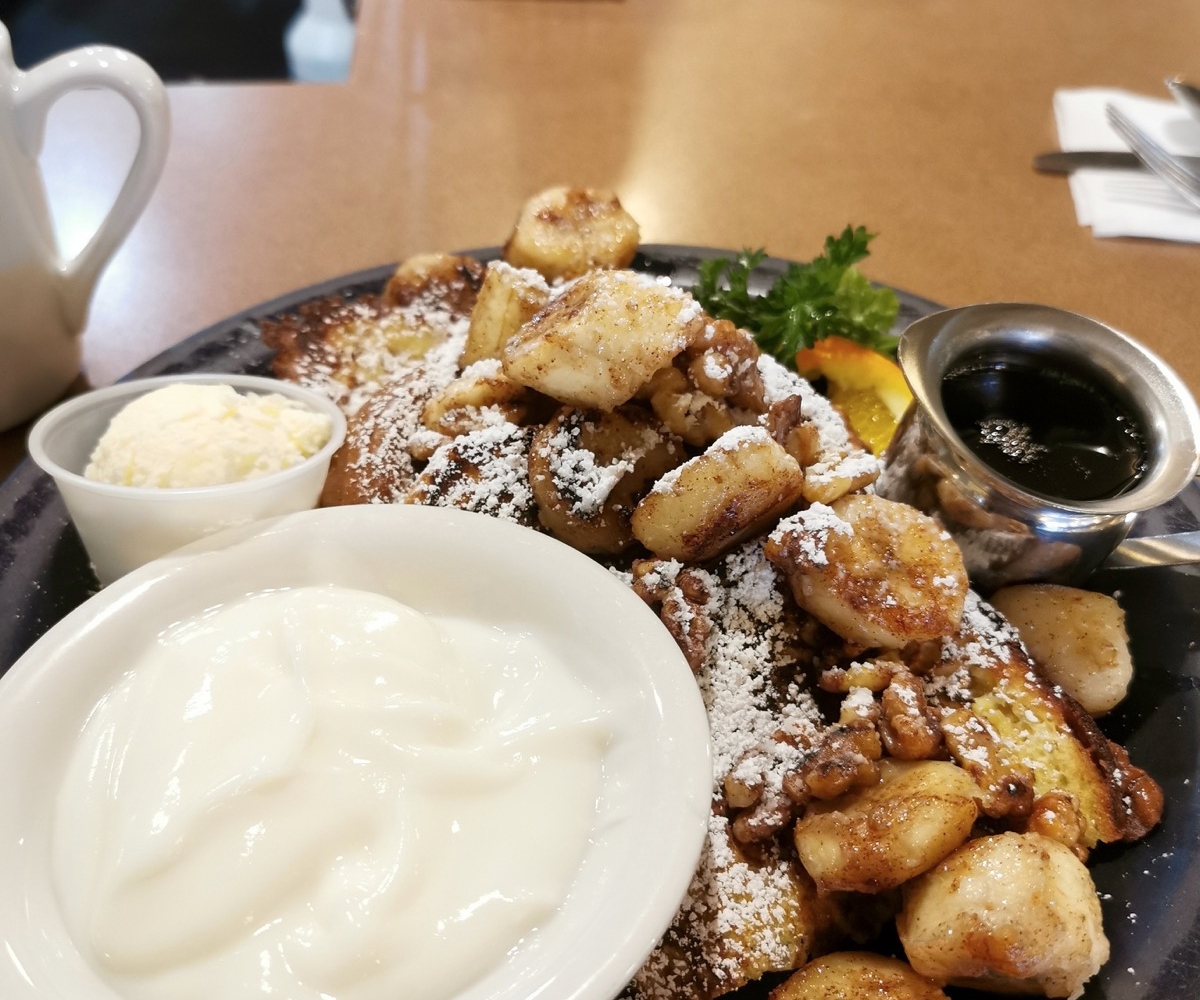 Walnut Avenue Café