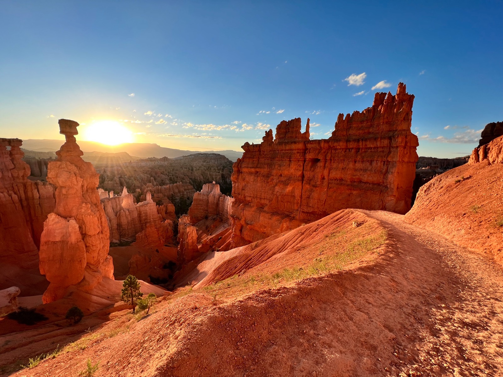 Lever de soleil à Bryce Canyon, un des plus beaux de l’Ouest - Bons