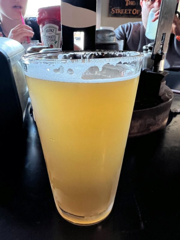 Bière à l'ananas