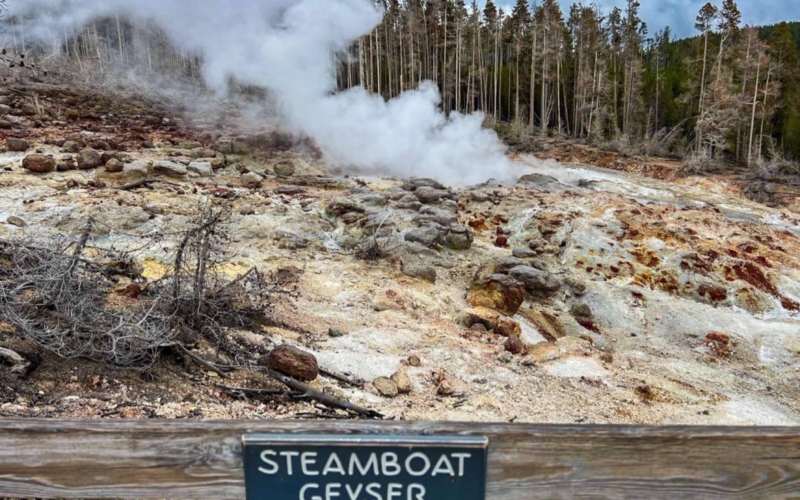 Steamboat Geyser