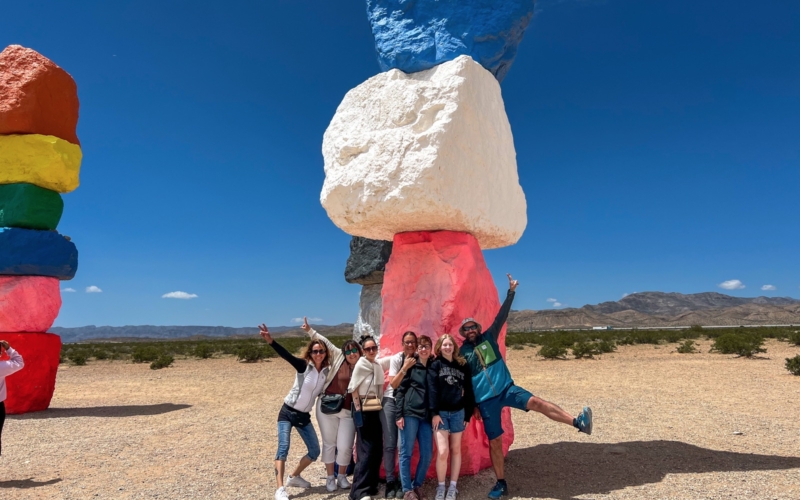 California Girls à Seven MagicMountains 