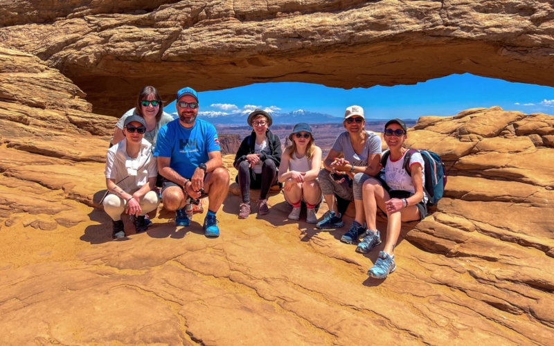 California Girls à Mesa Arch 
