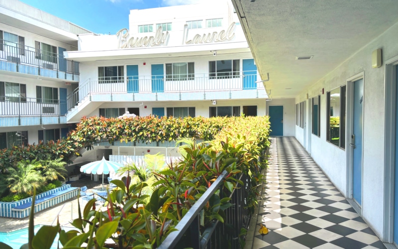 beverly laurel hotel los angeles