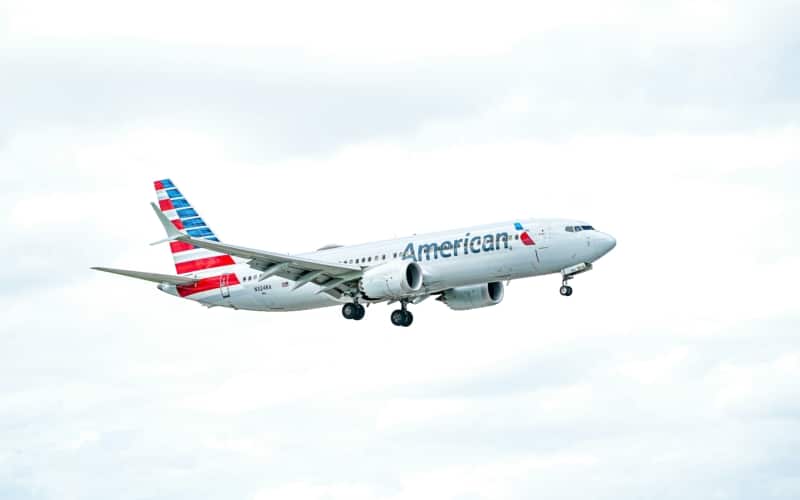 american airlines avion aircraft aéroport vol